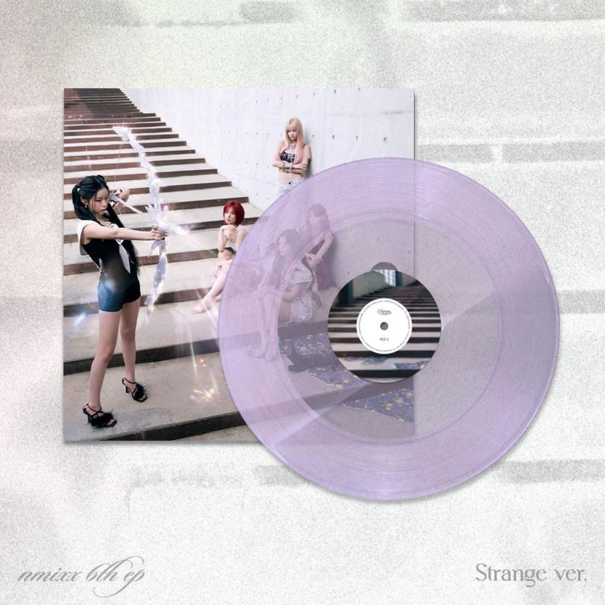 NMIXX - STRANGE MUSE (LP VER.)