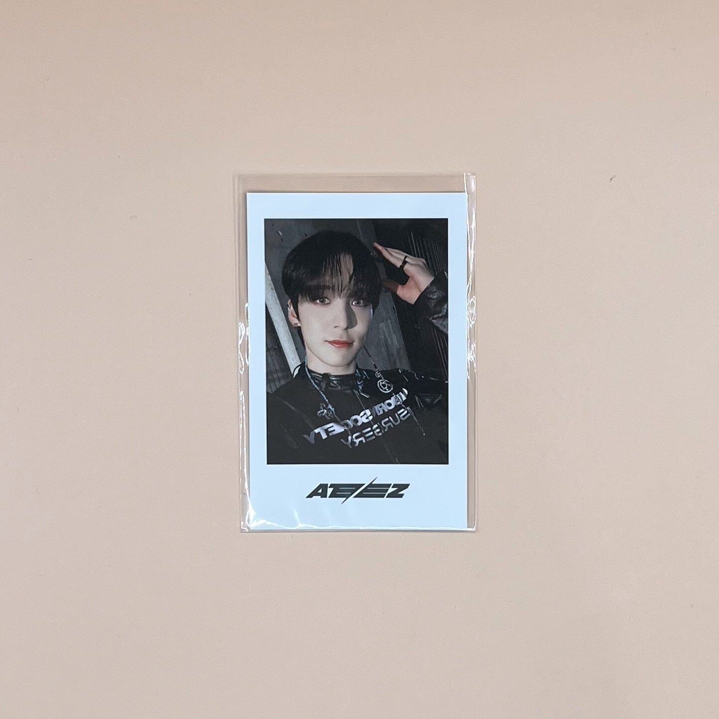ATEEZ サン ポラロイド チェキ OUTLAW ATEEZ サン ポラロイド チェキ OUTLAW SAN ATEEZ THE WORLD EP.2