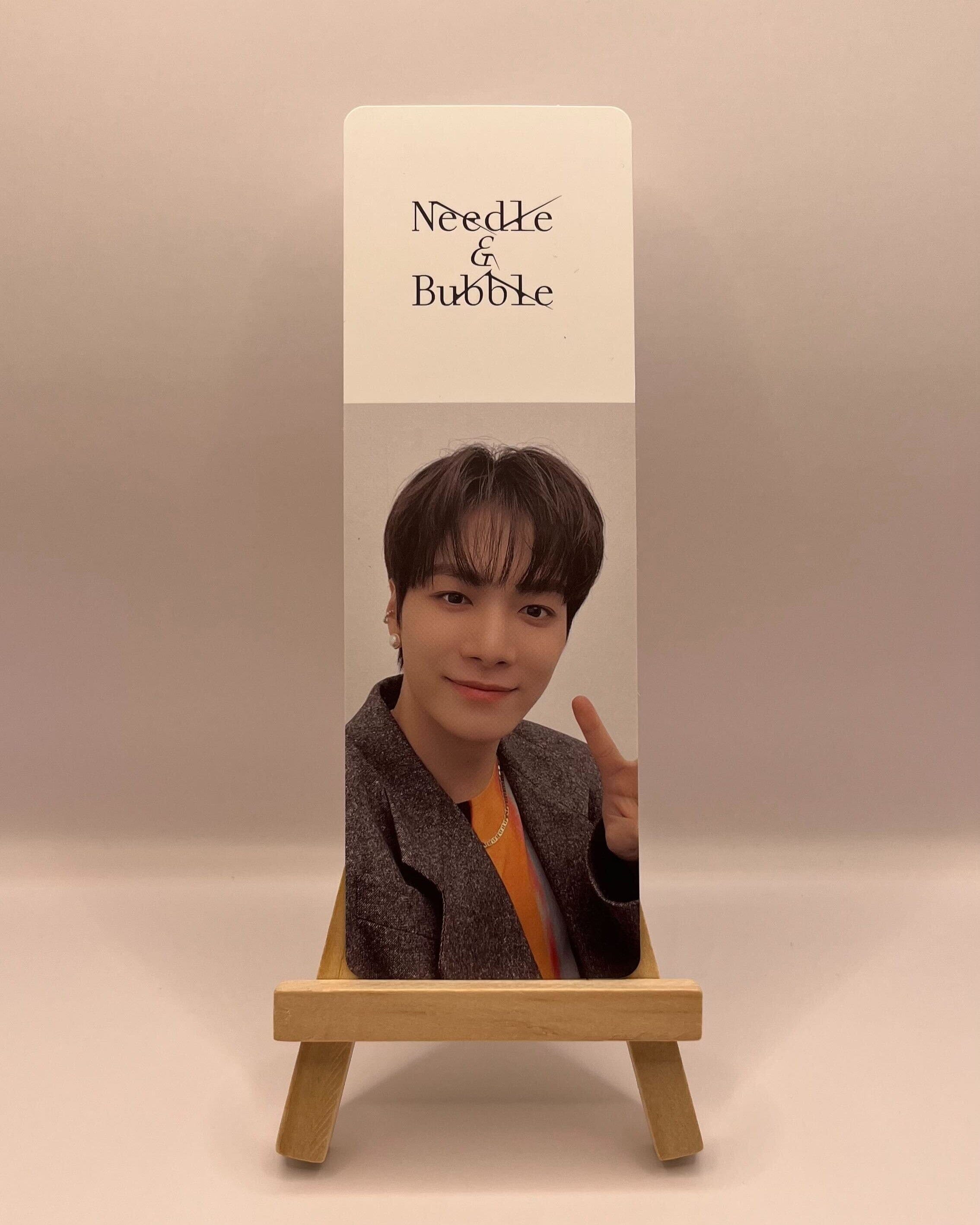 NU'EST - The Best Album [Needle & Bubble] - Synnara Bookmark Nolae Kpop